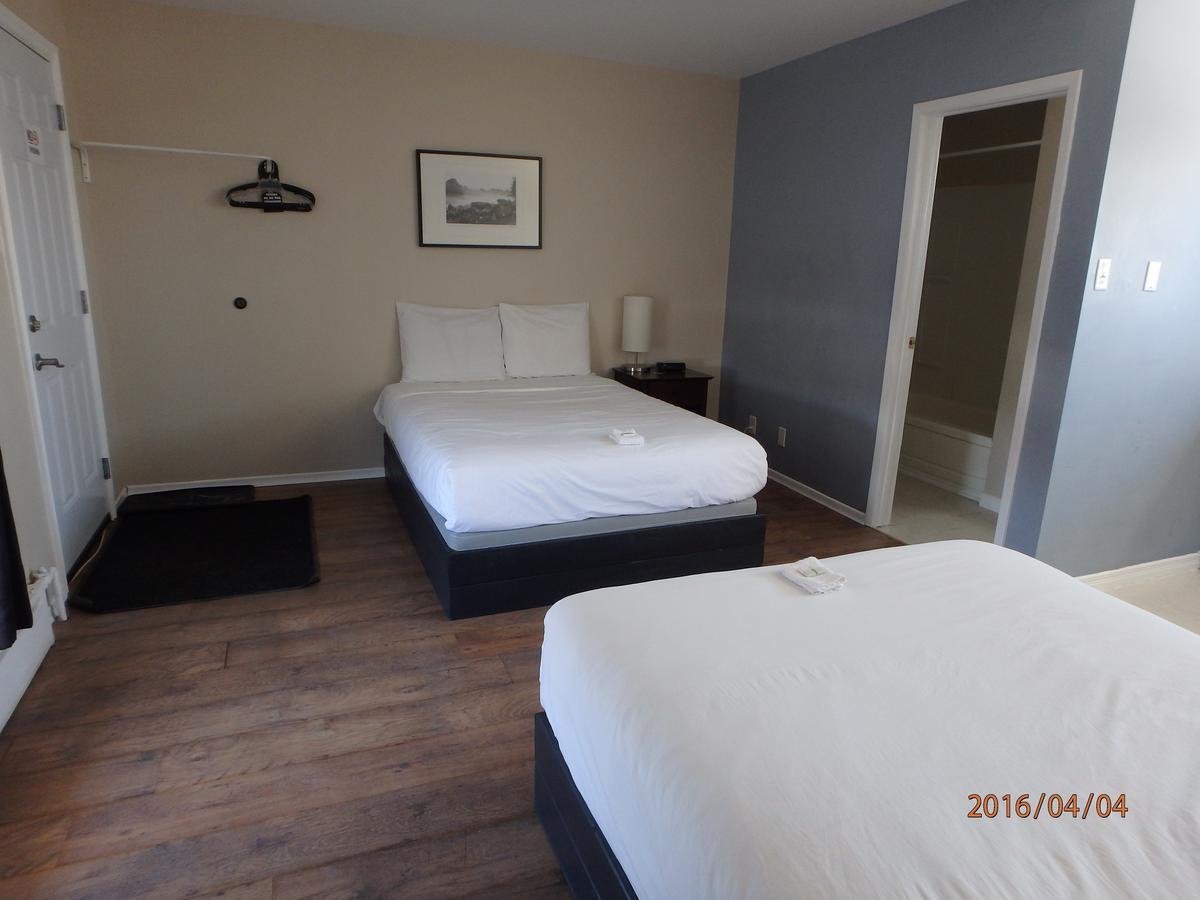 New Liskeard Wheel Inn Motel المظهر الخارجي الصورة