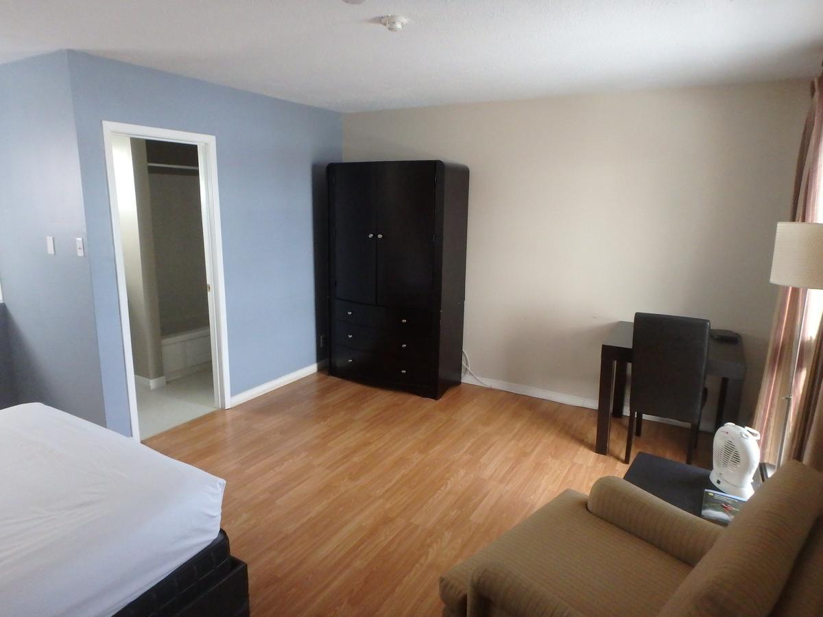 New Liskeard Wheel Inn Motel المظهر الخارجي الصورة
