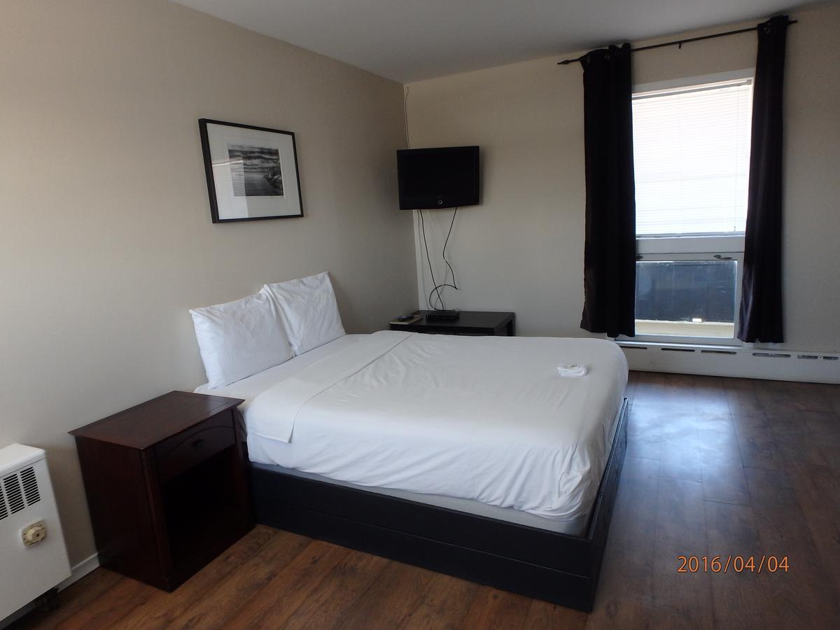 New Liskeard Wheel Inn Motel المظهر الخارجي الصورة