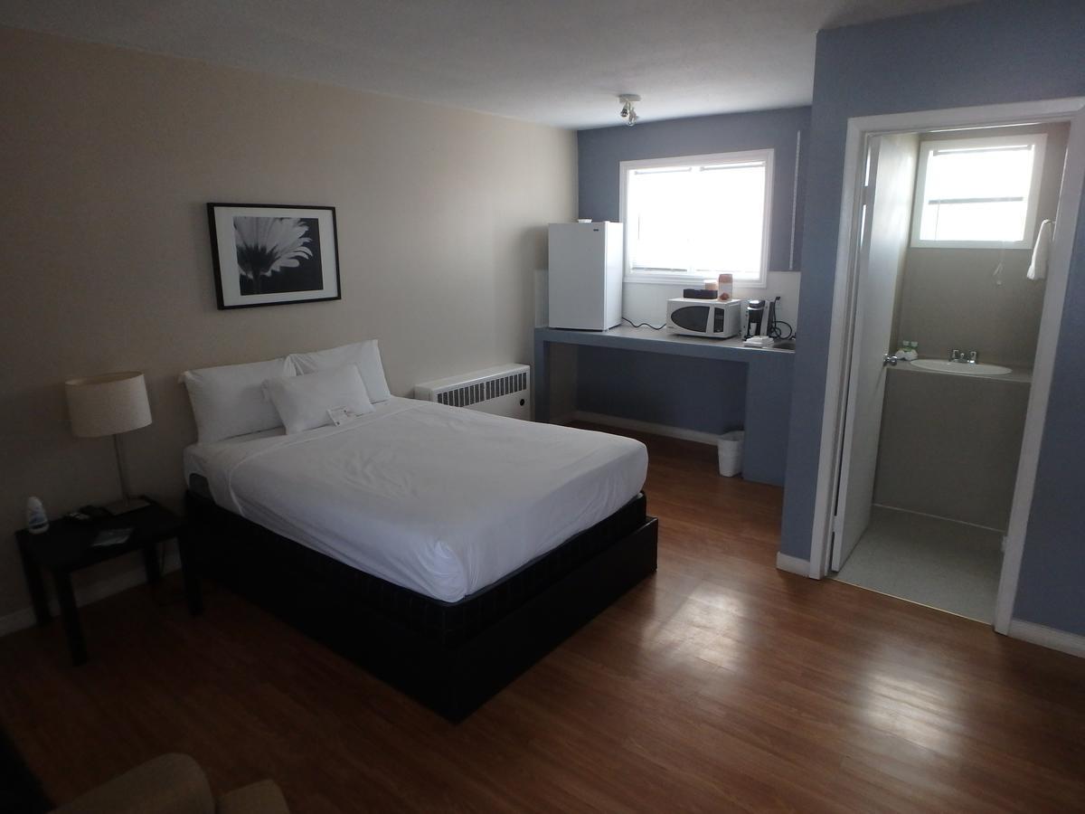 New Liskeard Wheel Inn Motel المظهر الخارجي الصورة