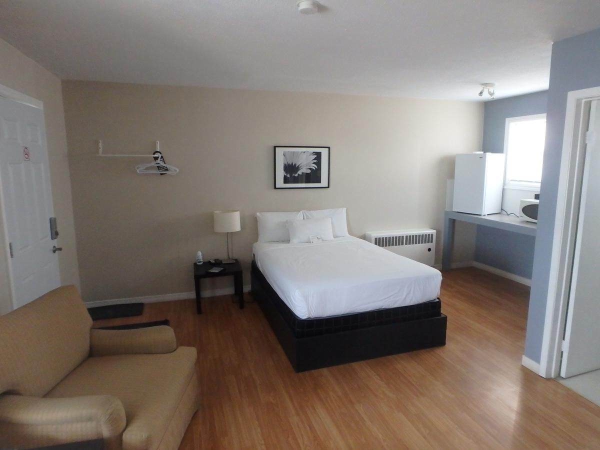 New Liskeard Wheel Inn Motel المظهر الخارجي الصورة