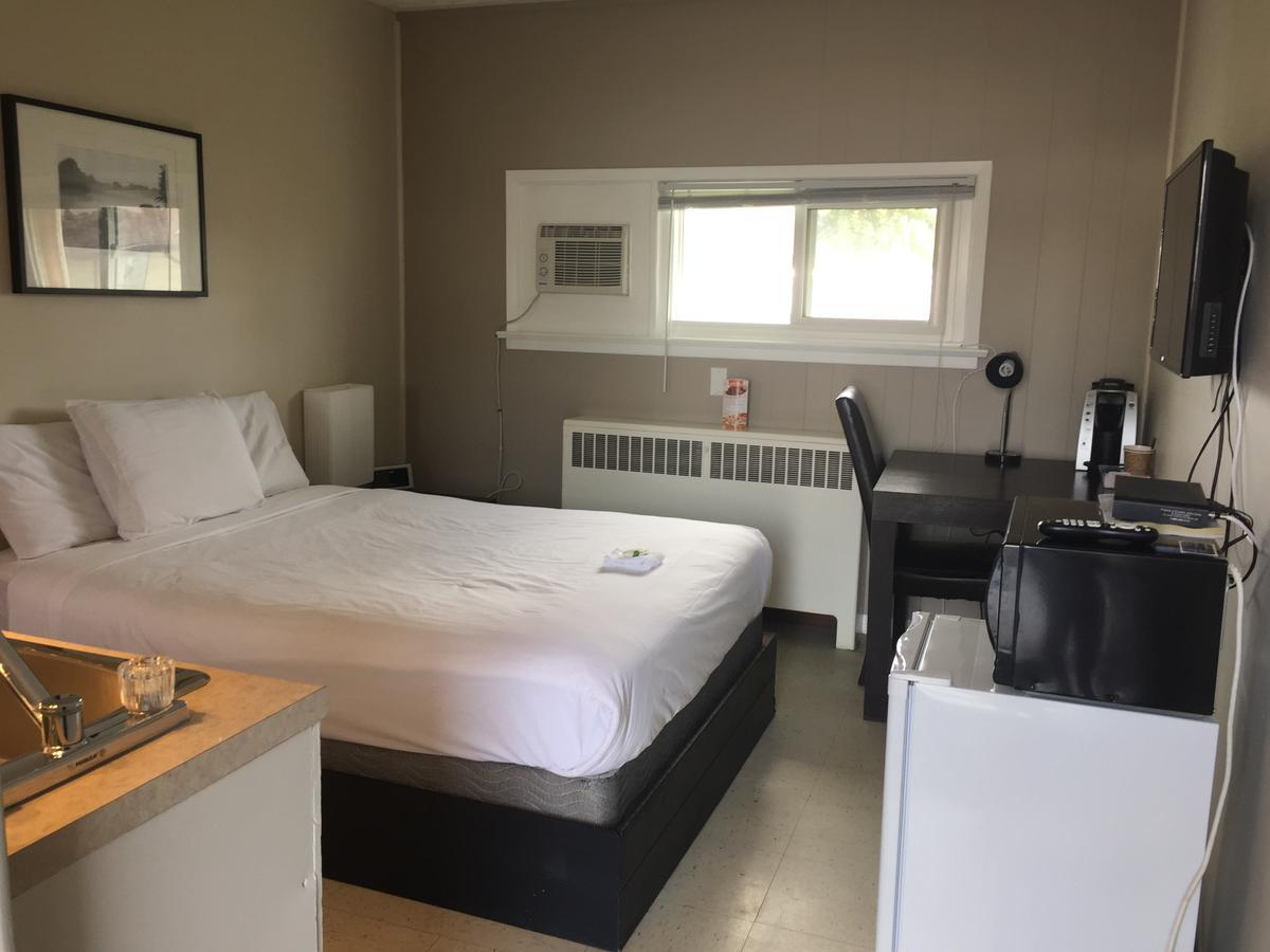 New Liskeard Wheel Inn Motel المظهر الخارجي الصورة