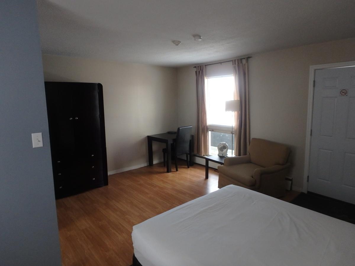 New Liskeard Wheel Inn Motel المظهر الخارجي الصورة