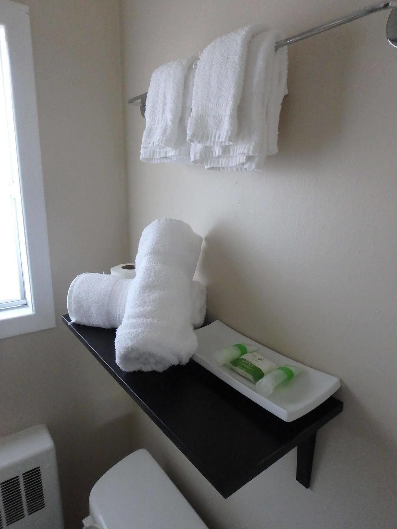 New Liskeard Wheel Inn Motel المظهر الخارجي الصورة