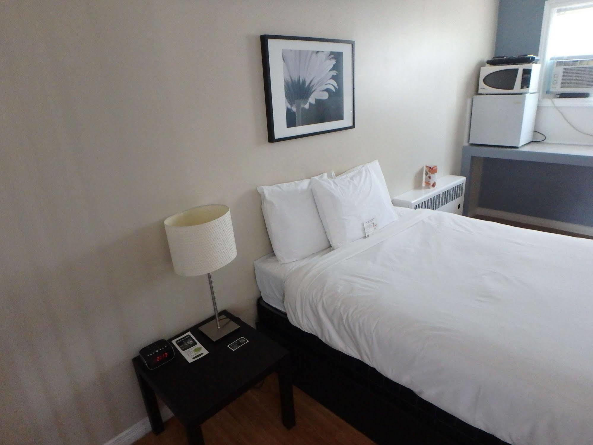 New Liskeard Wheel Inn Motel المظهر الخارجي الصورة